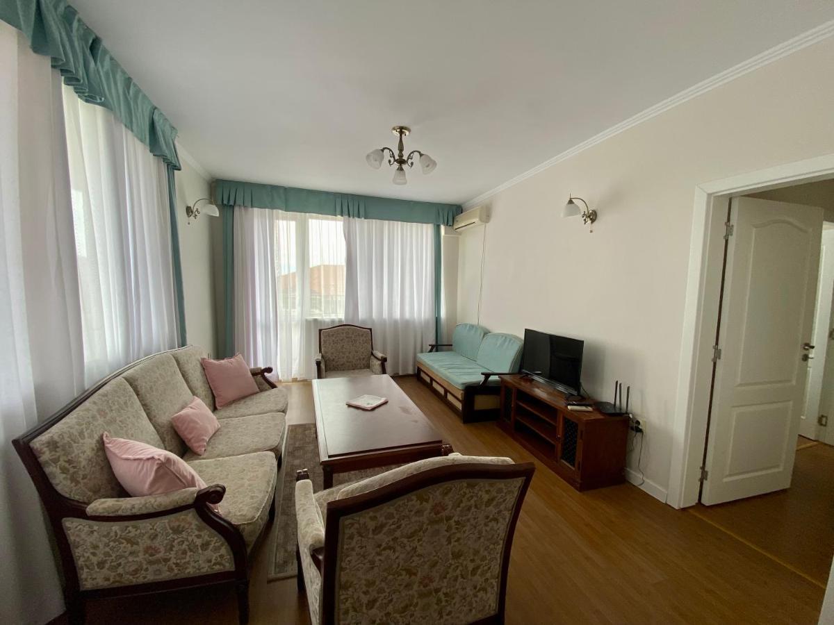Wild Cherry Apartments Святые Константин и Елена Экстерьер фото